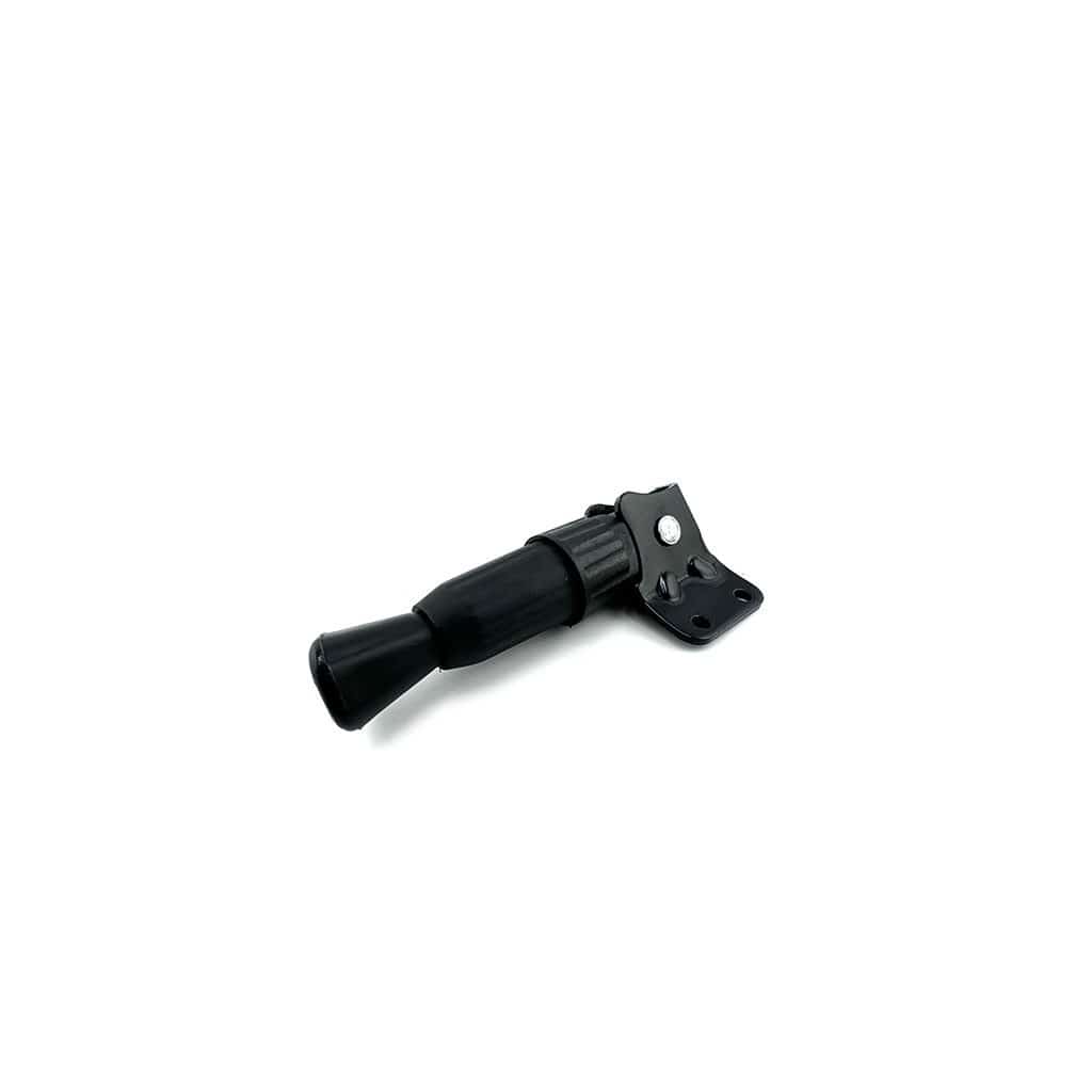 e16 Kickstand